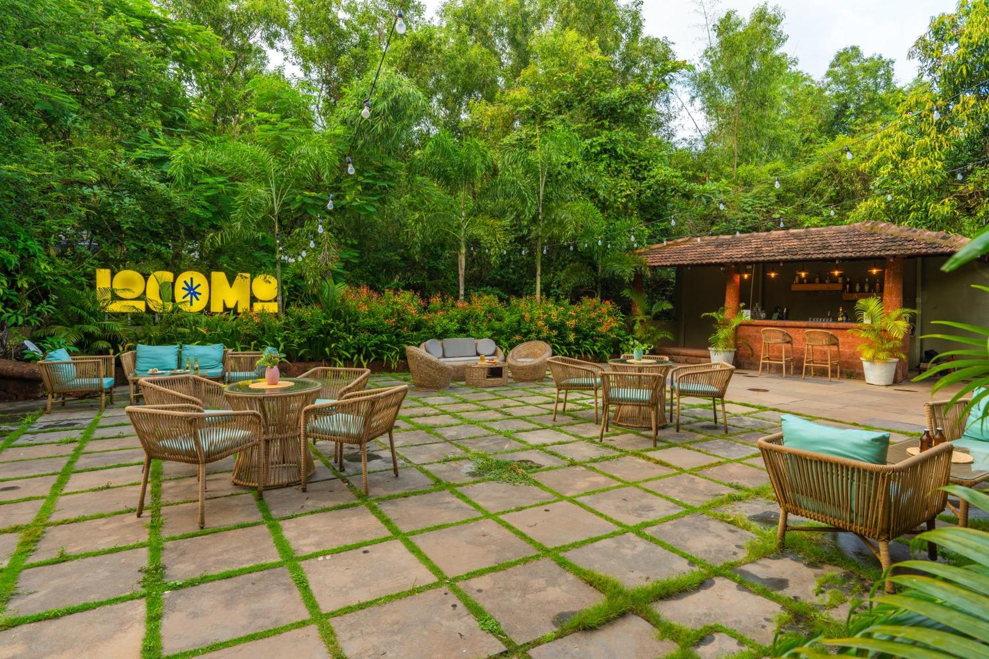 Locomo Boutique, Morjim - Stay Work Eat Dış mekan fotoğraf