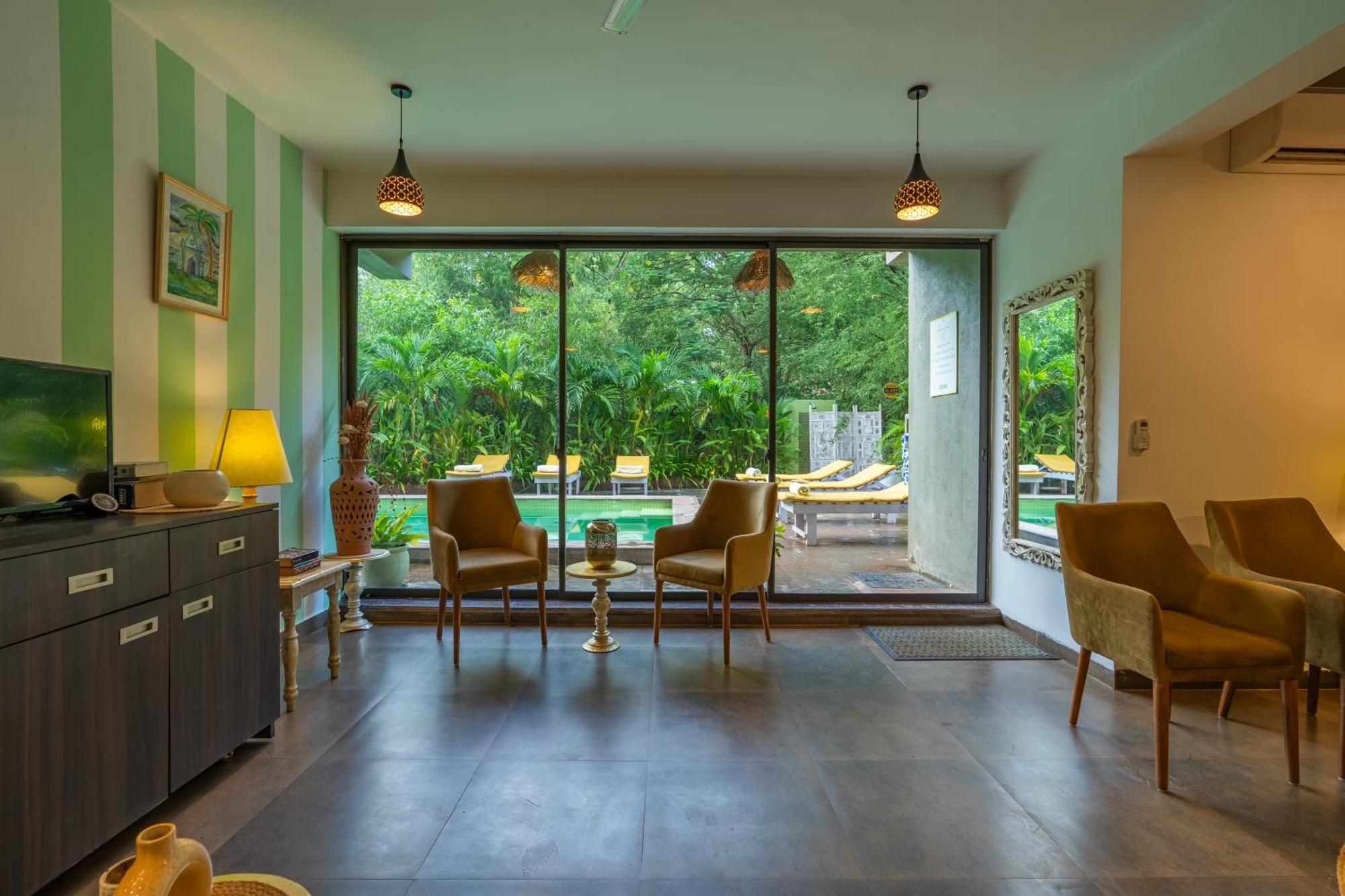 Locomo Boutique, Morjim - Stay Work Eat Dış mekan fotoğraf